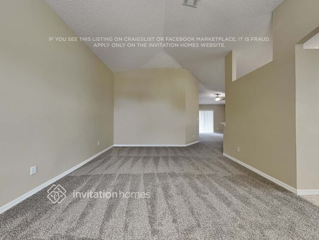 Building Photo - 214 Oak Branch Dr