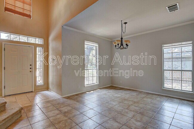 Foto del edificio - 1708 Woods Blvd