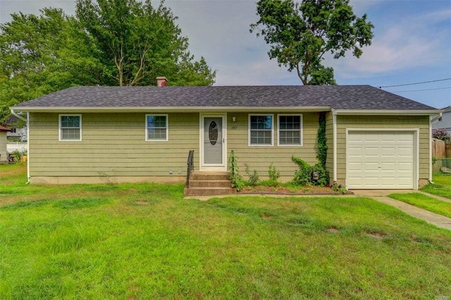 Building Photo - 387 Grundy Ave