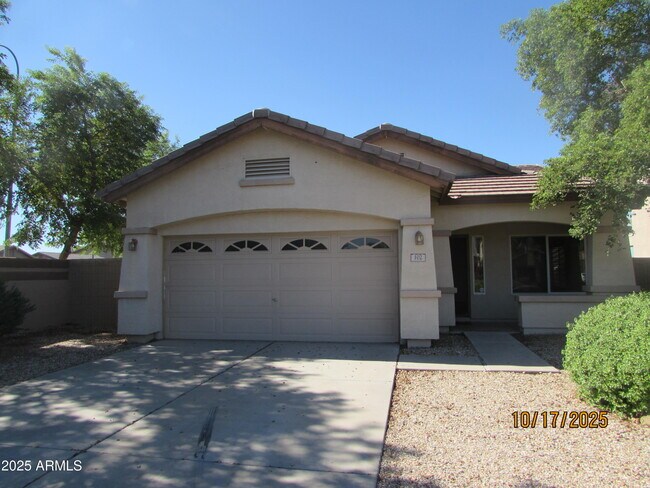 Foto del edificio - 102 N 118th Ave