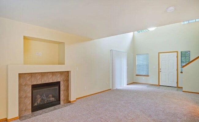 Building Photo - 3Bd/2.5Ba Marysville House