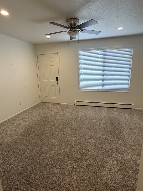 Building Photo - 1156 N 200 W