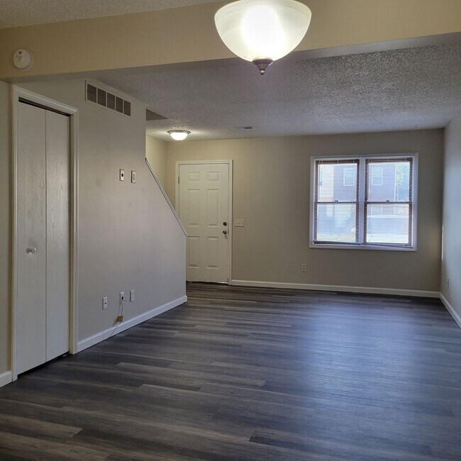 Foto del edificio - 3405 Gaines Mill Rd