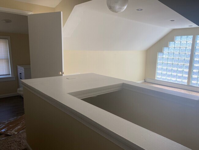 2nd level bedroom - 2 Berlin Rd N
