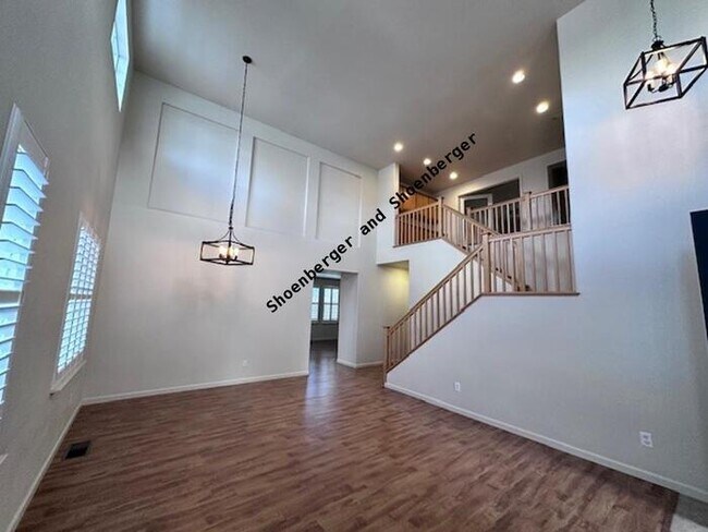 Foto del edificio - 2740 Manzanita Ln