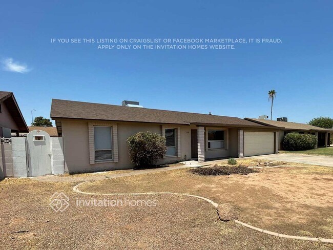 Building Photo - 1446 E Forge Ave