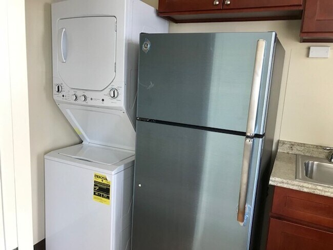 Foto del edificio - Piikoi Tower, 1 bdrm, 1 bath, 1 cov'd pkg