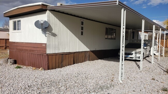 Building Photo - 2 Bedroom / 2 Bathroom Manufactured Home a...