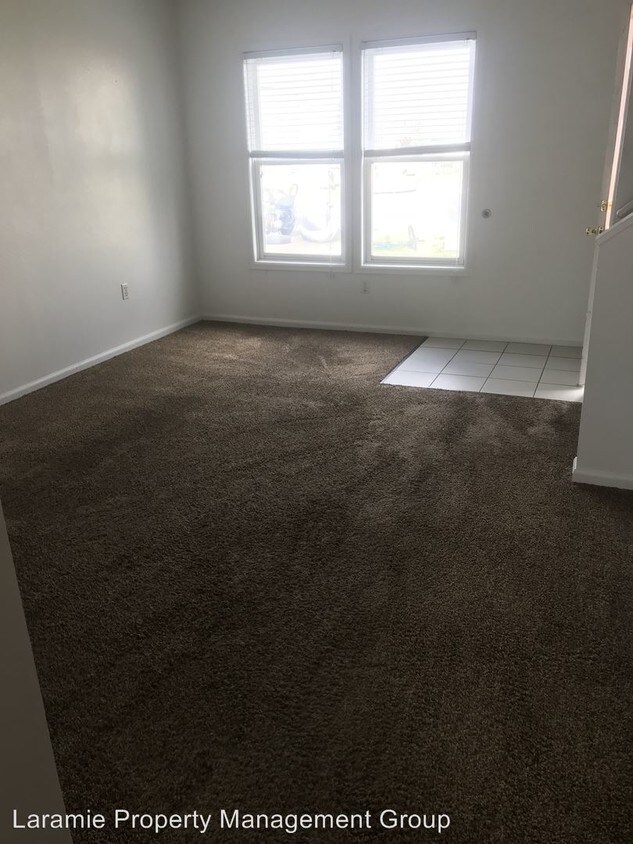 Foto principal - 2758 W Jackson St