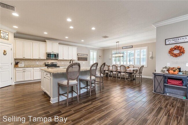 Foto del edificio - 5 br, 4 bath House - 3107 N Kinyon Ave