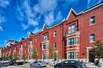 Building Photo - 2500 McKinney Ave