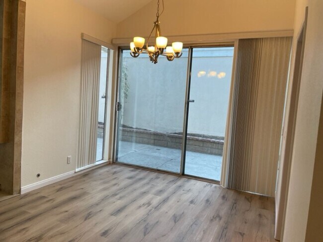 Building Photo - One Story in Woodbridge-$1000 off rent