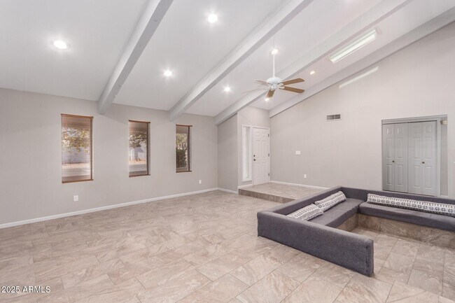 Foto del edificio - 10021 N 74th Pl