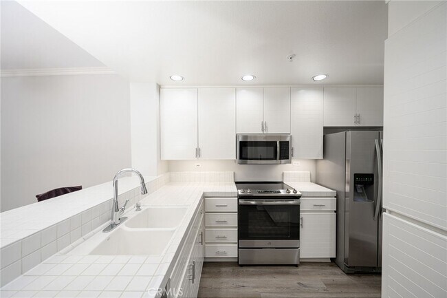 Foto del edificio - 2253 Martin-