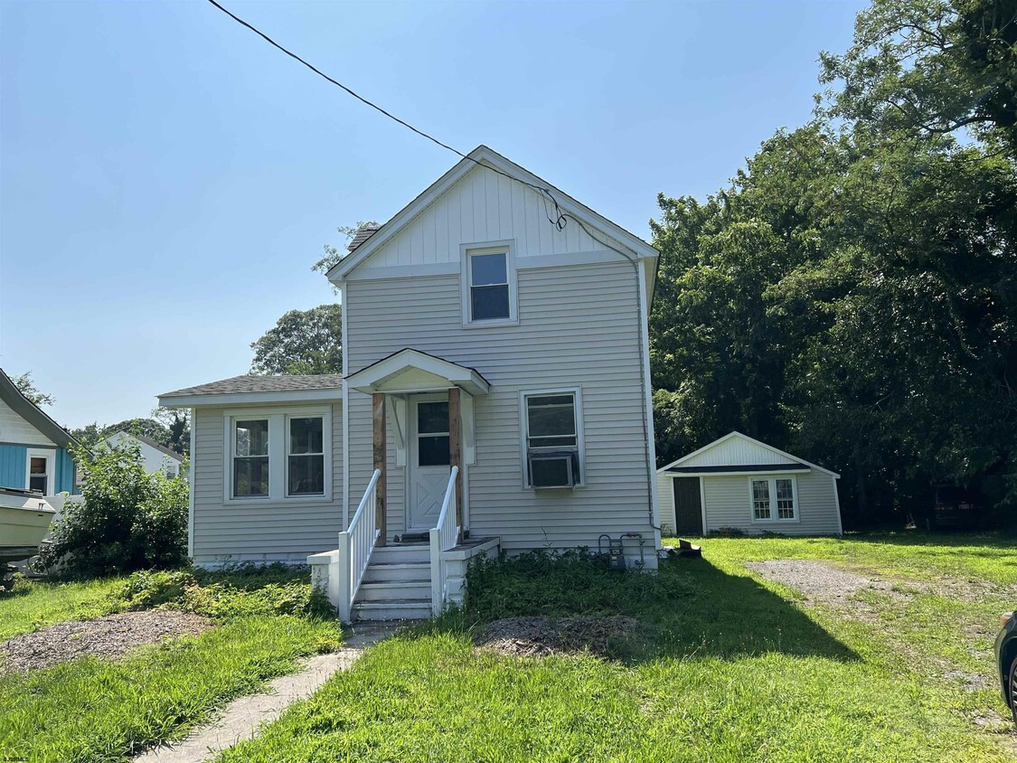 Primary Photo - 1715 Tilton Rd