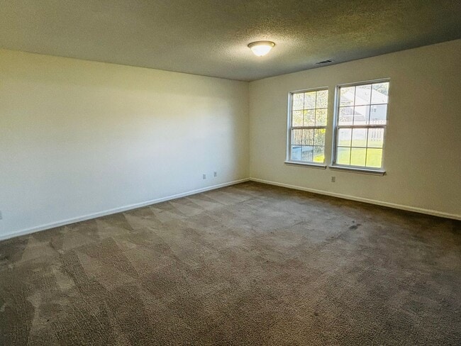 Foto del edificio - Now Available for Rent – Spacious 3 Bedroo...