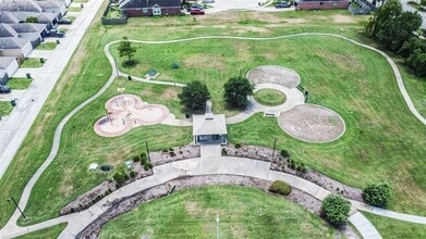 Building Photo - 21823 Grassy Hill Ln