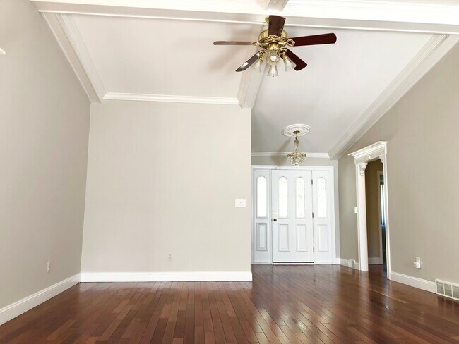Foto del edificio - 31671 Belmont St