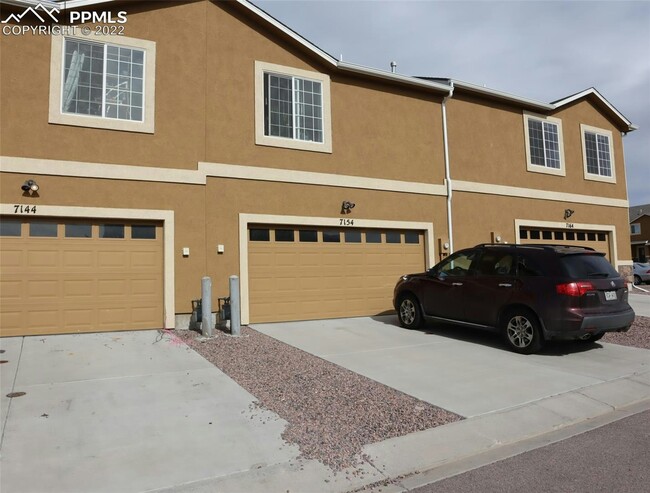 Foto del edificio - 7154 Sand Lake Heights