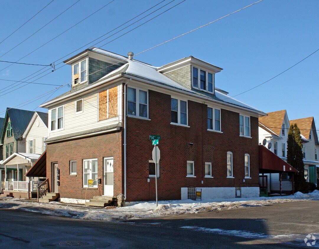 1343 N 4th Ave, Altoona, PA 16601 Apartments at 1343 N 4th Ave Altoona, PA