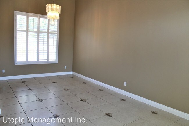 Building Photo - 4 br, 2.5 bath House - 53 Ridgecrest