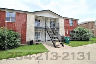 Building Photo - 409 Brittney Way