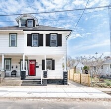 Building Photo - 316 W 4th St