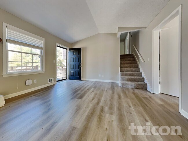 Building Photo - 2651 Pine Log Way