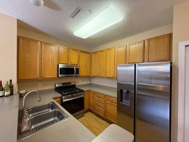 Foto del edificio - 1577 Legacy Pkwy E