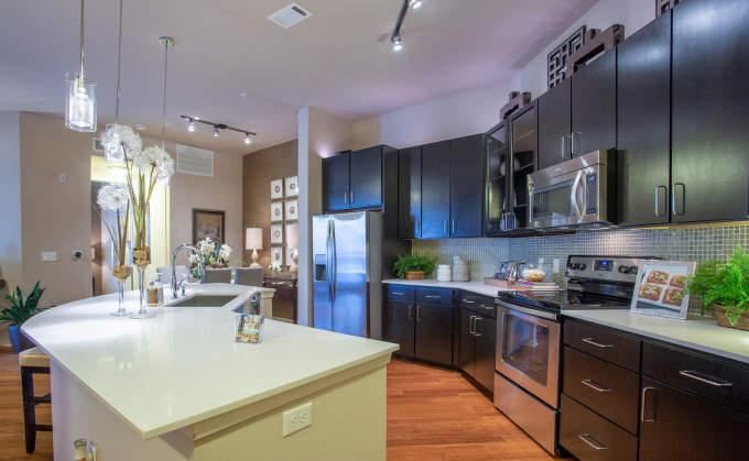 Building Photo - 1 bedroom in Houston TX 77030