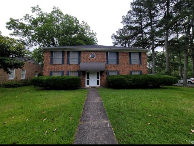 Building Photo - 3117 S Poplar St