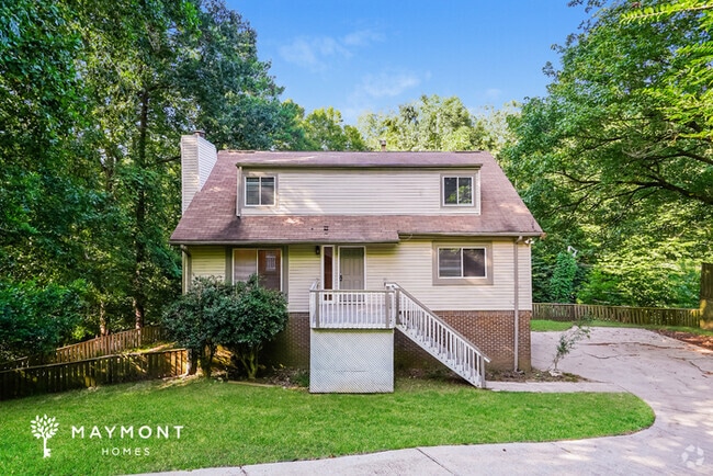 Building Photo - 2420 Burgundy Dr