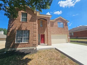 Building Photo - 164 Ashwood N