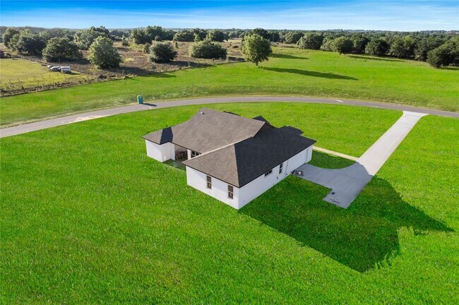 Building Photo - 9041 Oakheart Ln