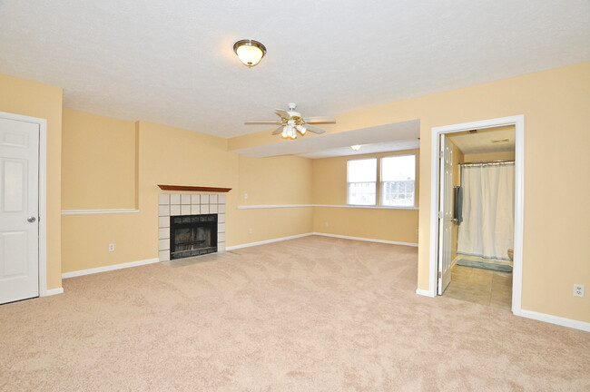 Building Photo - 8033 Cardinal Cove W