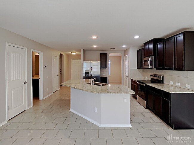 Building Photo - 7135 Aphrodite Mist