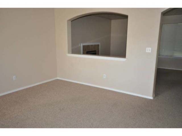 Foto del edificio - 5014 Weston Ave