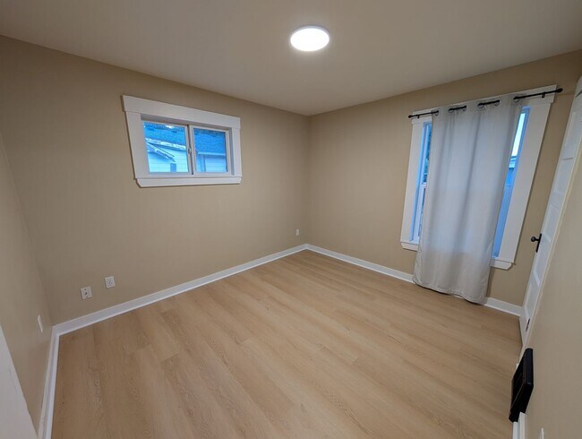 Foto del edificio - Newly Remodeled Tacoma Home! Apply Now!