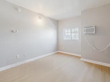 Foto del edificio - 3806 S Broadway