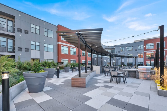 Terraza con comodidades - 34 Eden