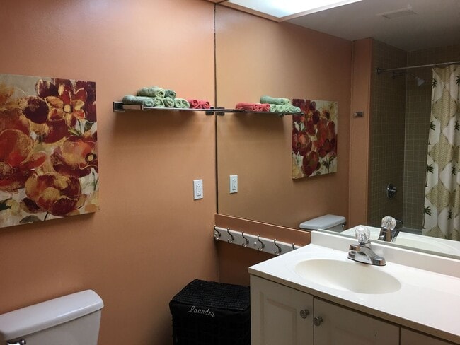Foto del edificio - Waiakea Villas Condo - Studio w/full kitchen plus lanai