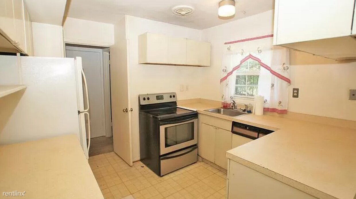 Building Photo - 3 br, 2 bath House - 2321 Belair Drive