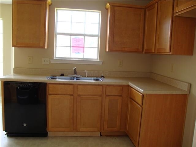 Building Photo - 6682 Whitten View Ln