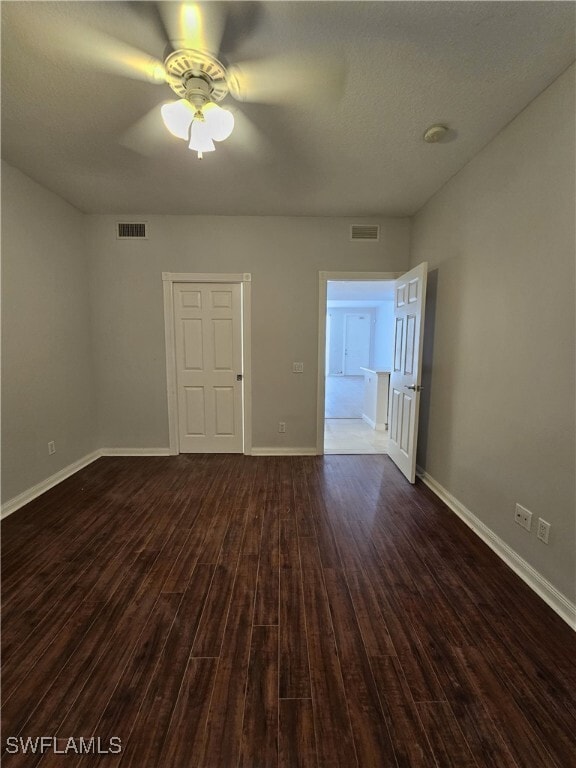 Building Photo - 28279 Jeneva Way