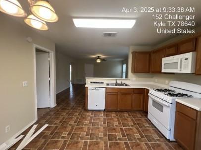 Foto del edificio - 152 Challenger