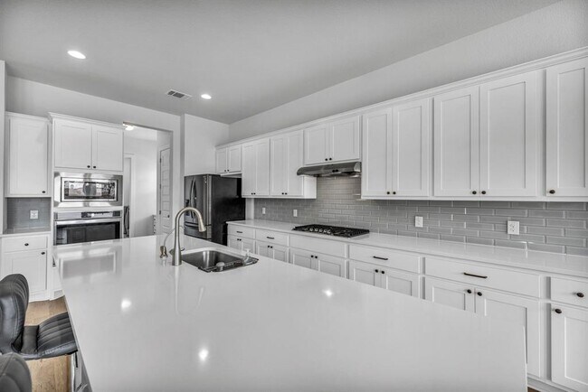 Foto del edificio - 151 Roseheath Ln