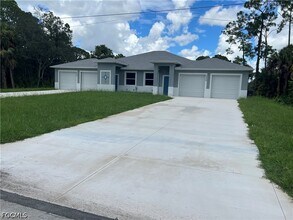 Building Photo - 3844-3846 Kitty Hawk Dr