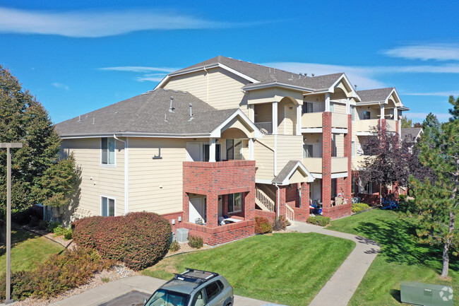 Foto del edificio - The Shores at McIntosh Lake