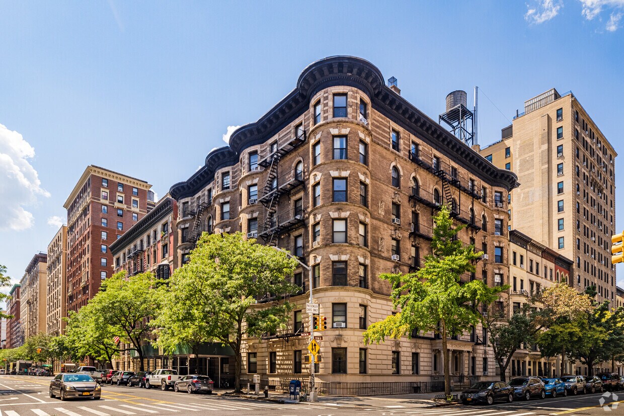 Foto principal - 935 West End Ave