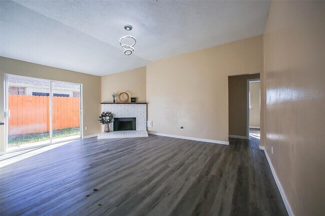 Building Photo - 13239 Carvel Ln